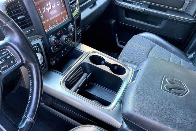 2018 Ram 1500 Night 4x4 Crew Cab 5'7" Box - 23060231 - 30