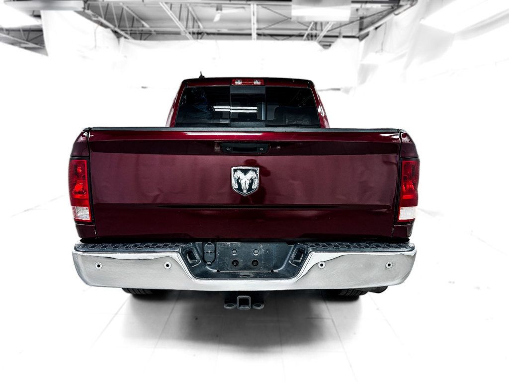 2018 Ram 1500 Big Horn photo 3