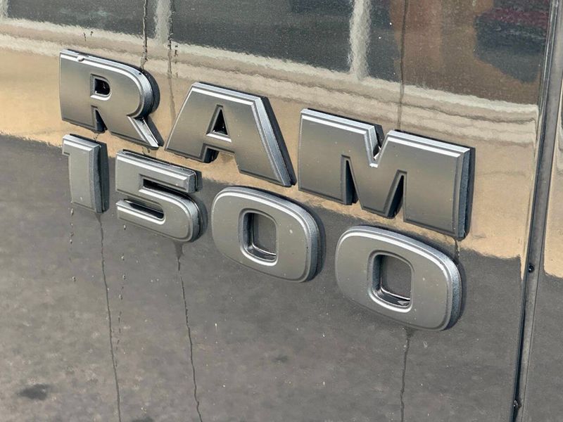 2018 Ram 1500 Rebel 4x4 Crew Cab 5'7" Box - 22888589 - 10