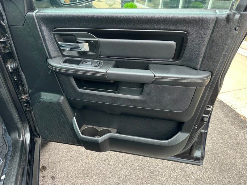 2018 Ram 1500 Rebel 4x4 Crew Cab 5'7" Box - 22888589 - 25