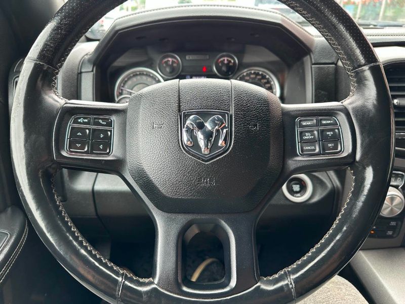 2018 Ram 1500 Rebel 4x4 Crew Cab 5'7" Box - 22888589 - 31