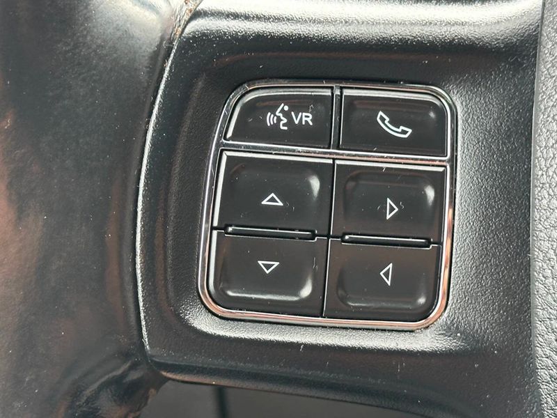 2018 Ram 1500 Rebel 4x4 Crew Cab 5'7" Box - 22888589 - 33