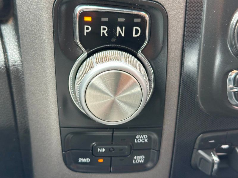 2018 Ram 1500 Rebel 4x4 Crew Cab 5'7" Box - 22888589 - 37