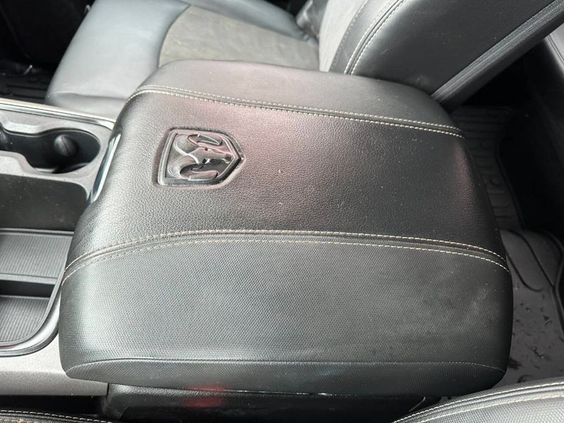 2018 Ram 1500 Rebel 4x4 Crew Cab 5'7" Box - 22888589 - 49