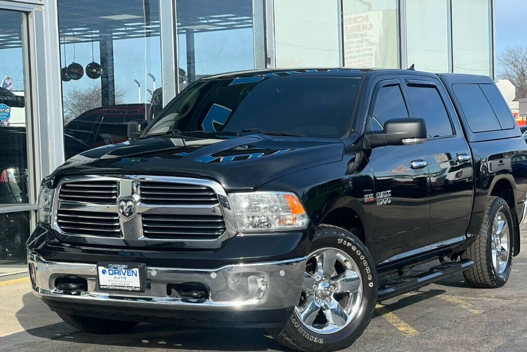 2018 Ram 1500 SLT - 22726486 - 44