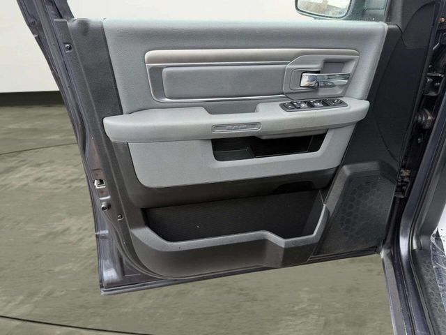 2018 Ram 1500 SLT 4x4 4dr Crew Cab 5.5 ft. SB Pickup - 23006793 - 12
