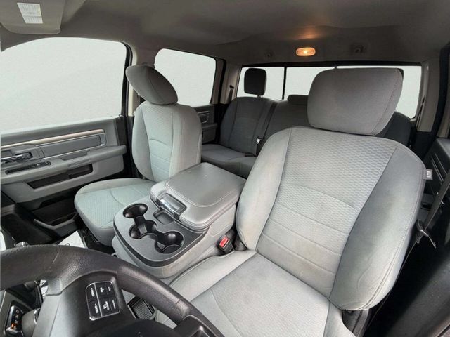 2018 Ram 1500 SLT 4x4 4dr Crew Cab 5.5 ft. SB Pickup - 23006793 - 18