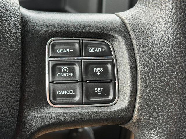 2018 Ram 1500 SLT 4x4 4dr Crew Cab 5.5 ft. SB Pickup - 23006793 - 27