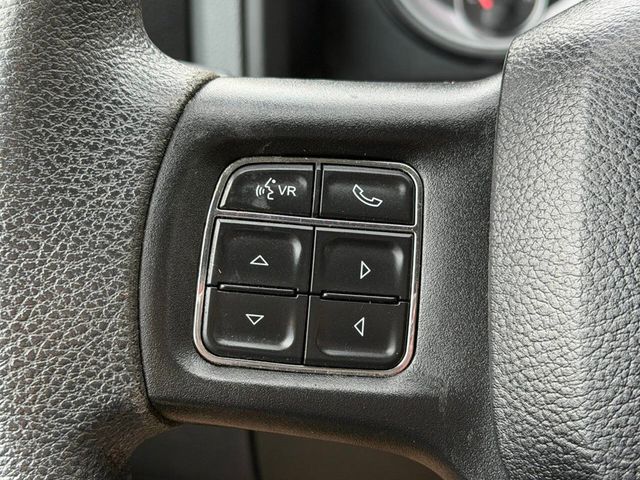 2018 Ram 1500 SLT 4x4 4dr Crew Cab 5.5 ft. SB Pickup - 23006793 - 28