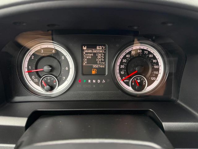 2018 Ram 1500 SLT 4x4 4dr Crew Cab 5.5 ft. SB Pickup - 23006793 - 39