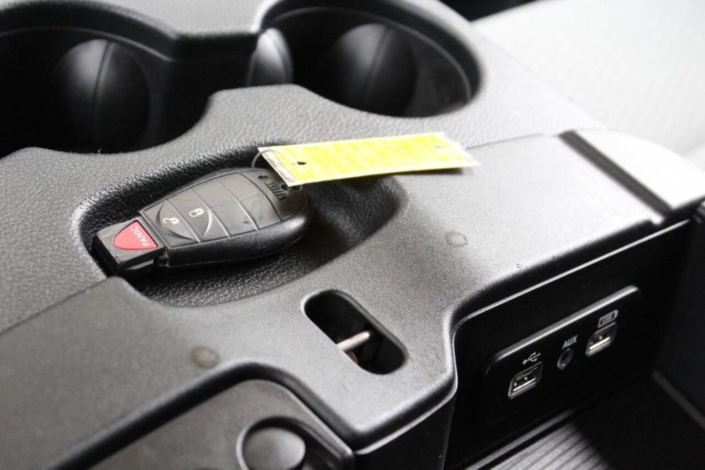 2018 Ram 1500 SLT 4x4 4dr Quad Cab 6.3 ft. SB Pickup - 22893438 - 23