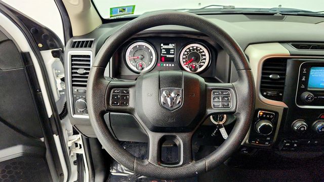 2018 Ram 1500 SLT 4x4 Quad Cab 6'4" Box  - 23002924 - 11