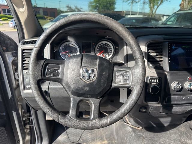 2018 Ram 1500 Tradesman 4x2 Quad Cab 6'4" Box - 23035989 - 11