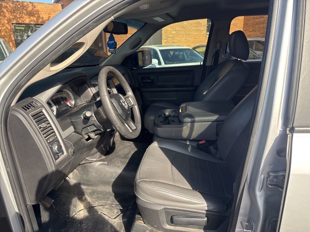 2018 Ram 1500 Tradesman 4x2 Quad Cab 6'4" Box - 23035989 - 14