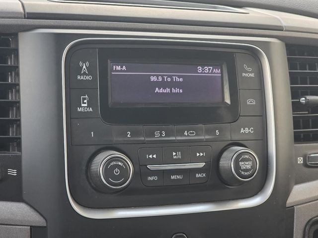 2018 Ram 1500 Tradesman 4x2 Quad Cab 6'4" Box - 22927011 - 11