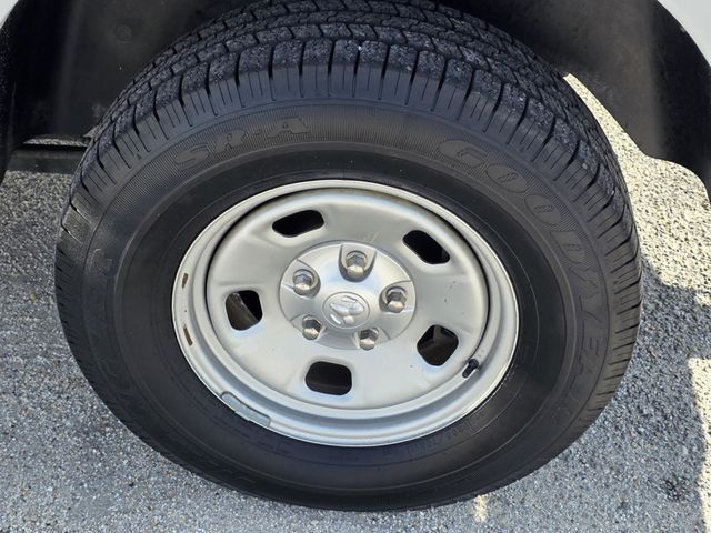 2018 Ram 1500 Tradesman 4x2 Quad Cab 6'4" Box - 22927011 - 23