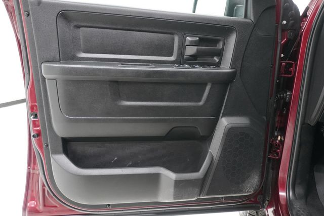 2018 Ram 1500 Tradesman 4x4 Quad Cab 6'4" Box - 23028155 - 11