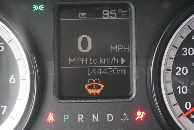 2018 Ram 1500 Tradesman 4x4 Quad Cab 6'4" Box - 23028155 - 31