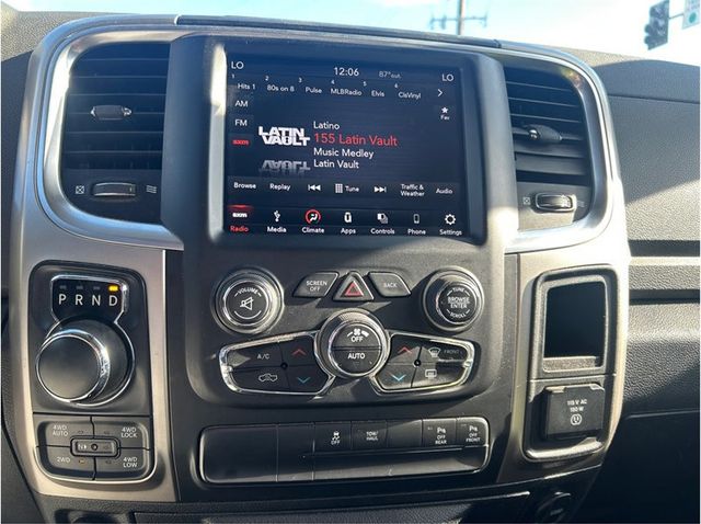 2018 Ram 1500 Crew Cab BIG HORN 4X4 ECO DIESEL BACK UP CAM CLEAN - 23068820 - 16