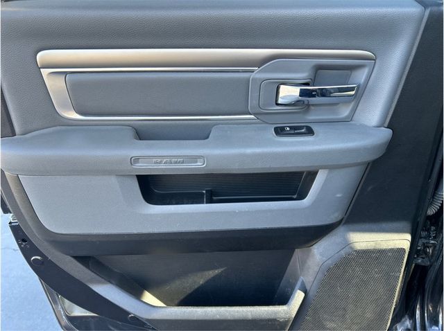 2018 Ram 1500 Crew Cab BIG HORN 4X4 ECO DIESEL BACK UP CAM CLEAN - 23068820 - 22
