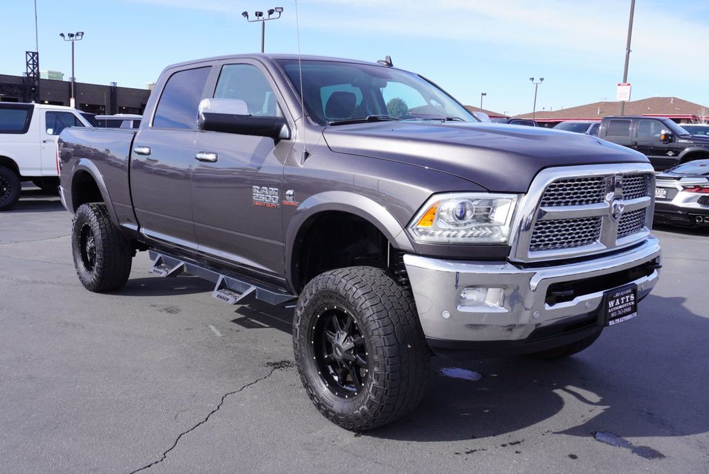 2018 Ram 2500 LARAMIE - 22781475 - 13