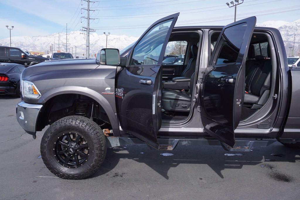 2018 Ram 2500 LARAMIE - 22781475 - 22