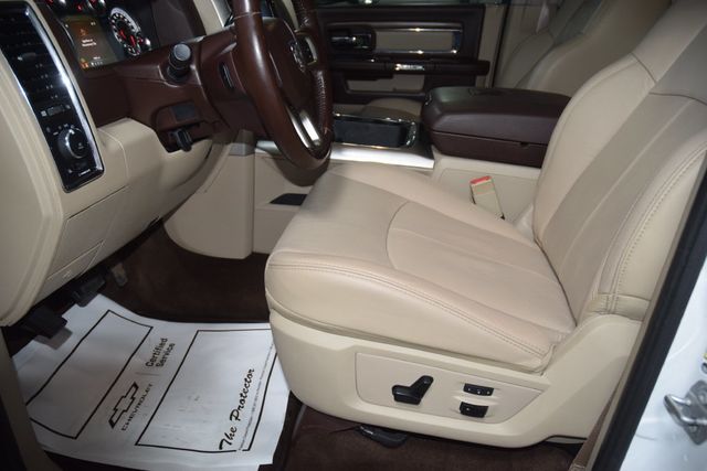 2018 Ram 2500 Laramie - 23067834 - 32