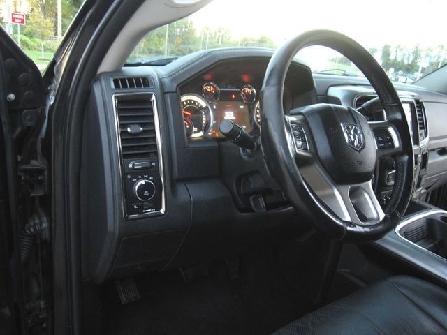 2018 Ram 2500 Laramie 4x4 Crew Cab 6'4" Box - 23095817 - 19