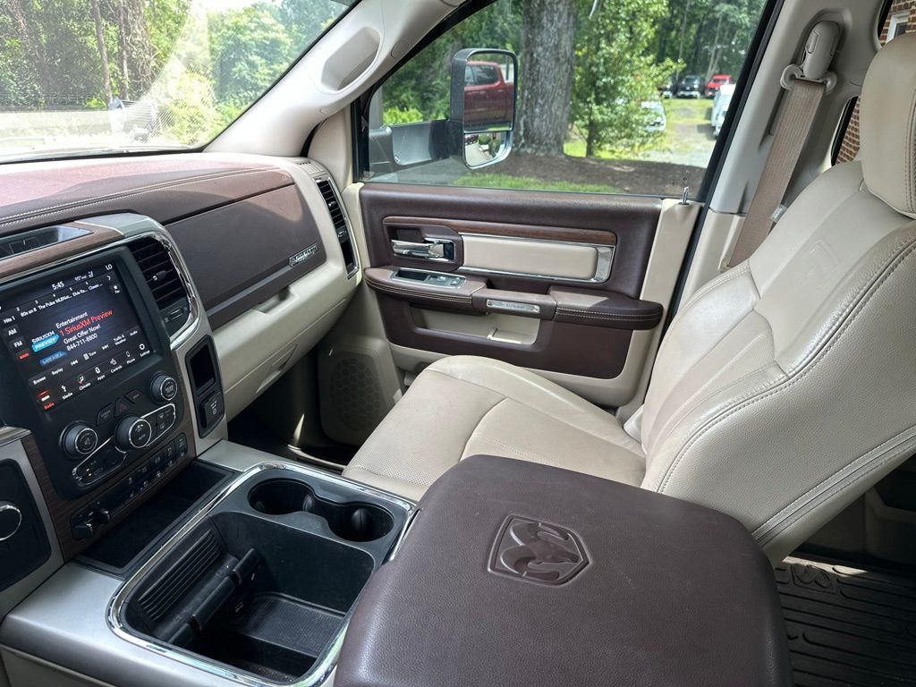 2018 Ram 2500 Laramie 4x4 Crew Cab 6'4" Box - 23067834 - 26