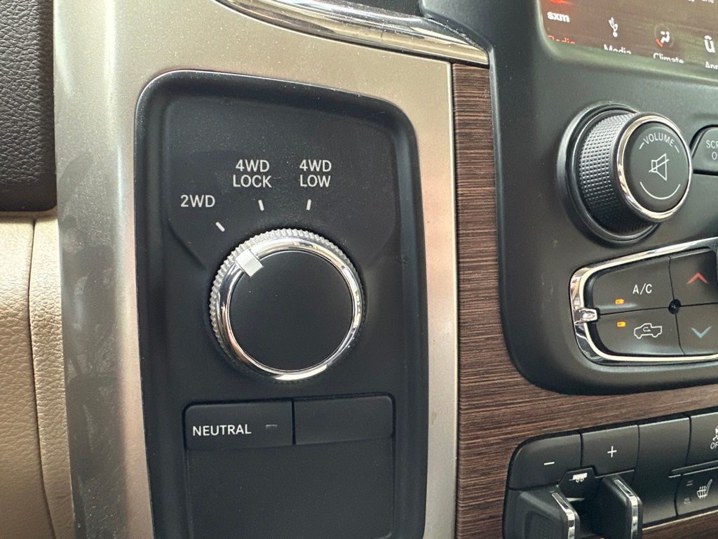 2018 Ram 2500 Laramie 4x4 Crew Cab 6'4" Box - 23067834 - 27