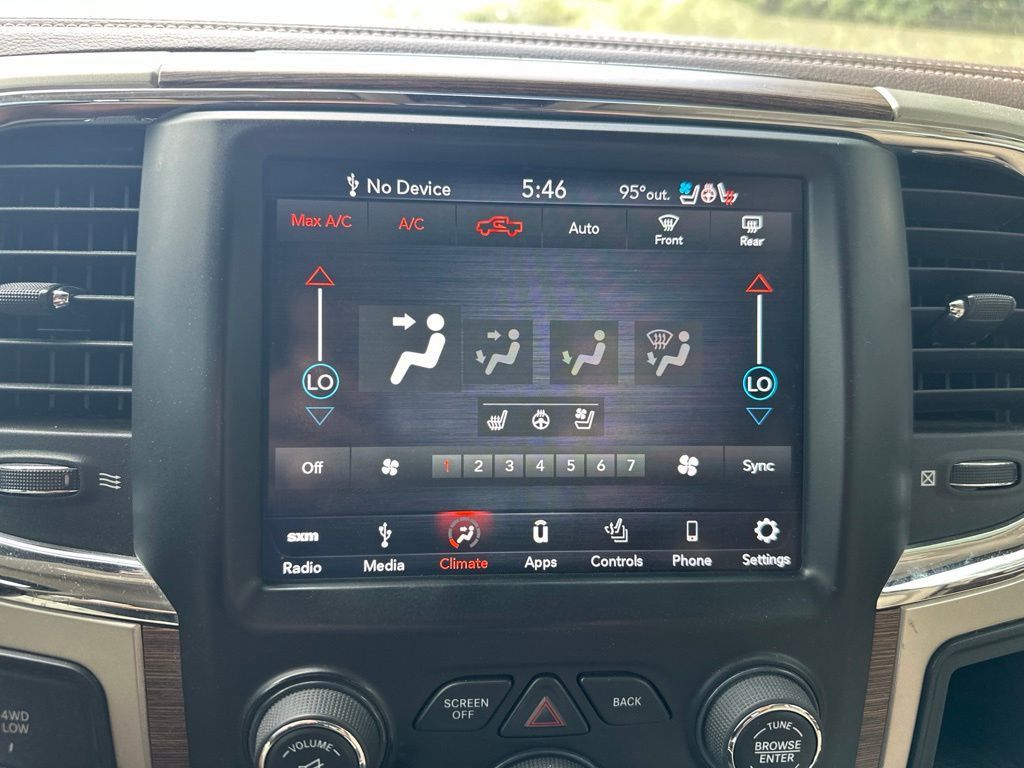 2018 Ram 2500 Laramie 4x4 Crew Cab 6'4" Box - 23067834 - 30