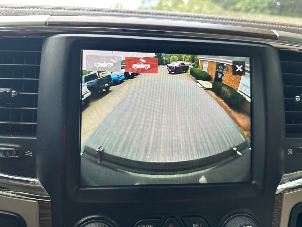 2018 Ram 2500 Laramie 4x4 Crew Cab 6'4" Box - 23067834 - 32