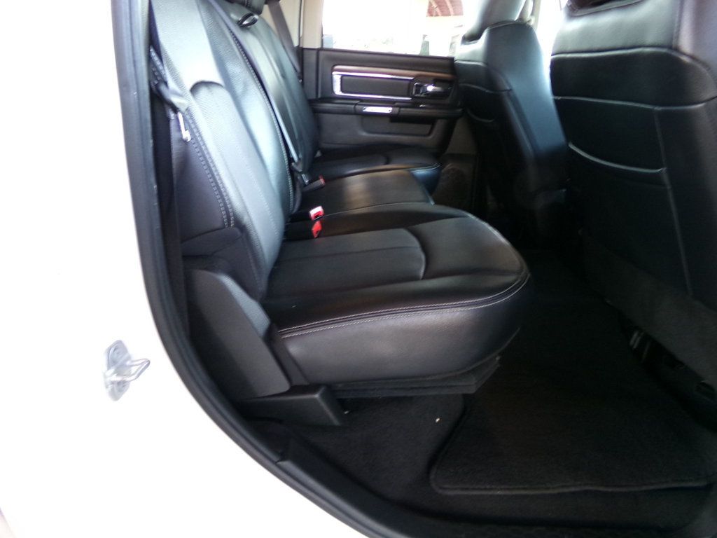 2018 Ram 2500 Laramie 4x4 Crew Cab 6'4" Box - 22999418 - 16