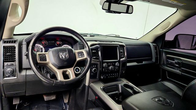 2018 Ram 2500 Laramie 4x4 Crew Cab 6'4'' Box w/ Turbo Diesel, Sport Appearance - 23024717 - 11