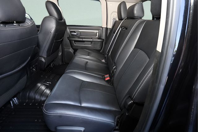 2018 RAM 2500 Laramie 4x4 Mega Cab 6'4" Box - 23061243 - 15