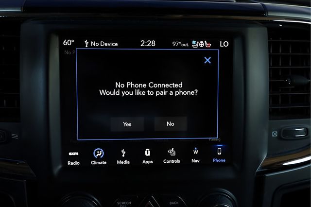 2018 RAM 2500 Laramie 4x4 Mega Cab 6'4" Box - 23061243 - 24