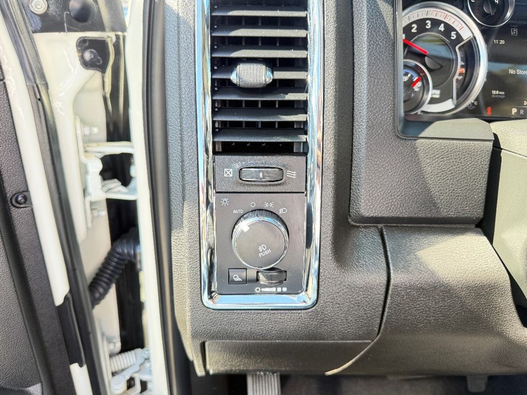 2018 Ram 2500 Laramie 4x4 Mega Cab 6'4" Box - 22937114 - 21