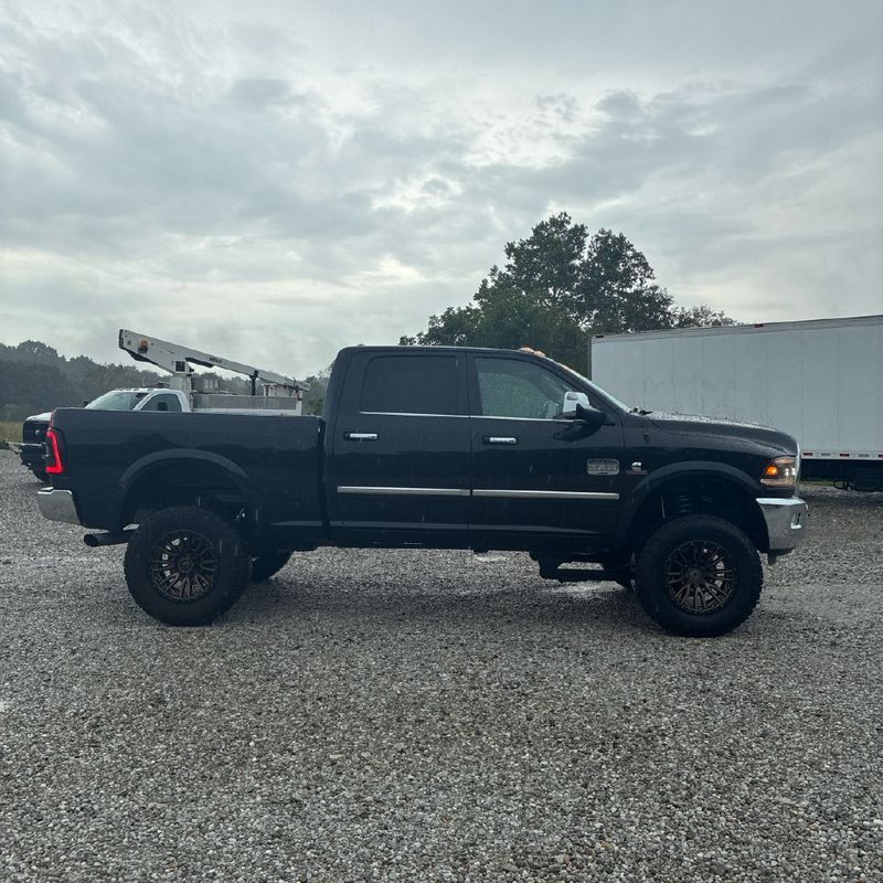 2018 Ram 2500 Longhorn 4x4 Crew Cab 6'4" Box - 23089353 - 10