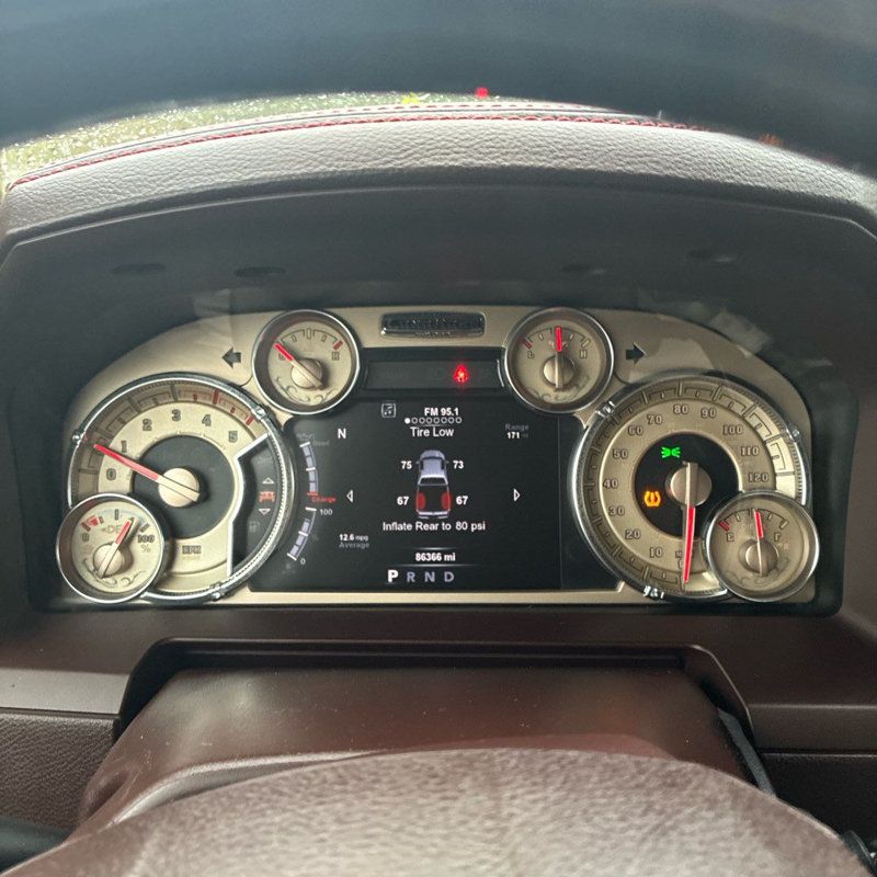 2018 Ram 2500 Longhorn 4x4 Crew Cab 6'4" Box - 23089353 - 19