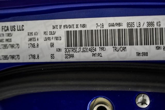 2018 Ram 2500 Power Wagon 4x4 Crew Cab 6'4" Box - 22876651 - 34