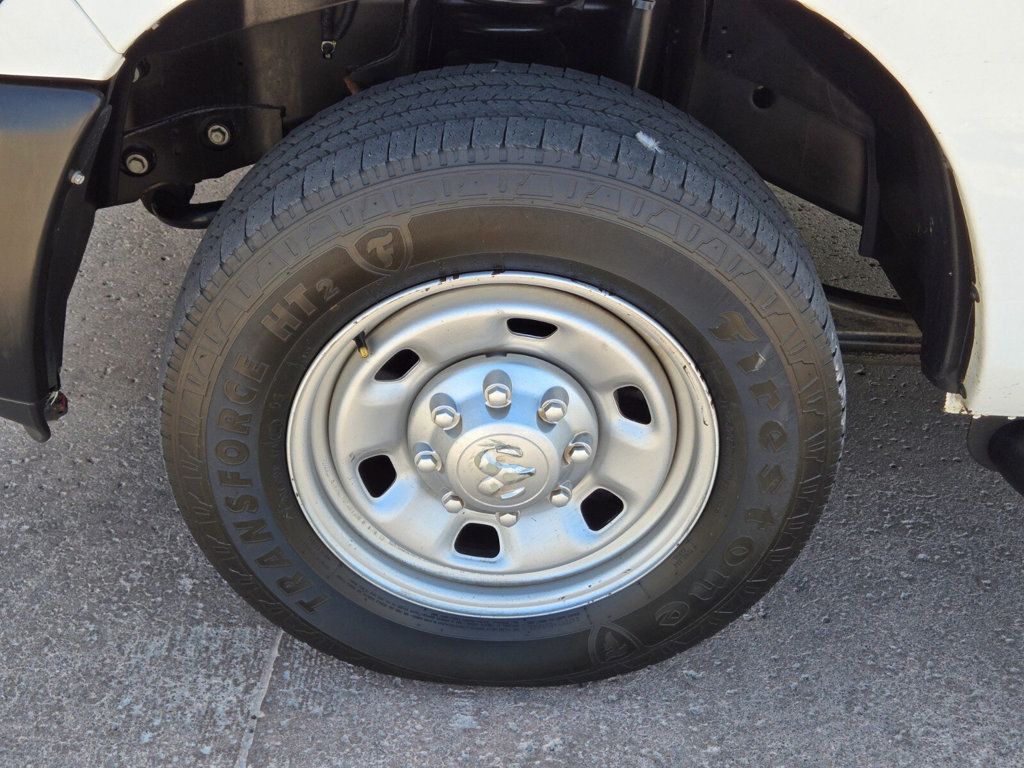 2018 Ram 2500 Tradesman 4x2 Reg Cab 8' Box - 22817418 - 5