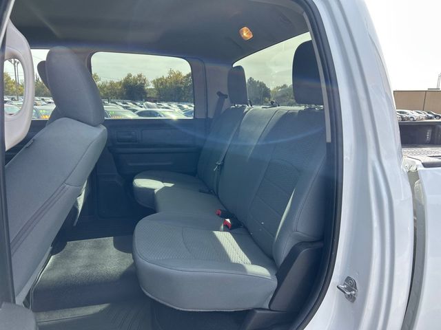 2018 Ram 2500 Tradesman 4x4 Crew Cab 6'4" Box - 23091604 - 6