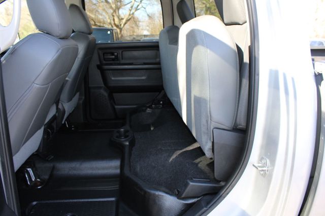 2018 Ram 2500 Tradesman 4x4 Crew Cab 6'4" Box - 22991193 - 33