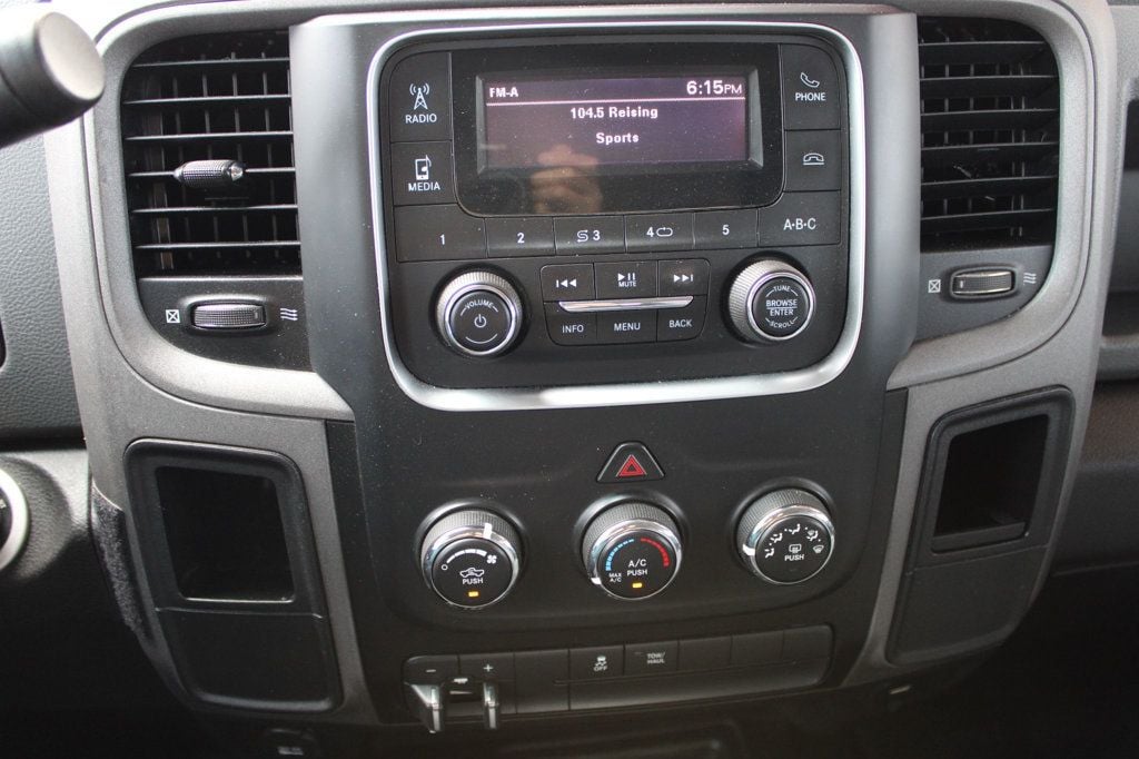 2018 Ram 2500 Tradesman 4x4 Crew Cab 8' Box - 23040271 - 10