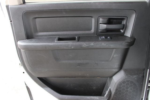 2018 Ram 2500 Tradesman 4x4 Crew Cab 8' Box - 23040271 - 12