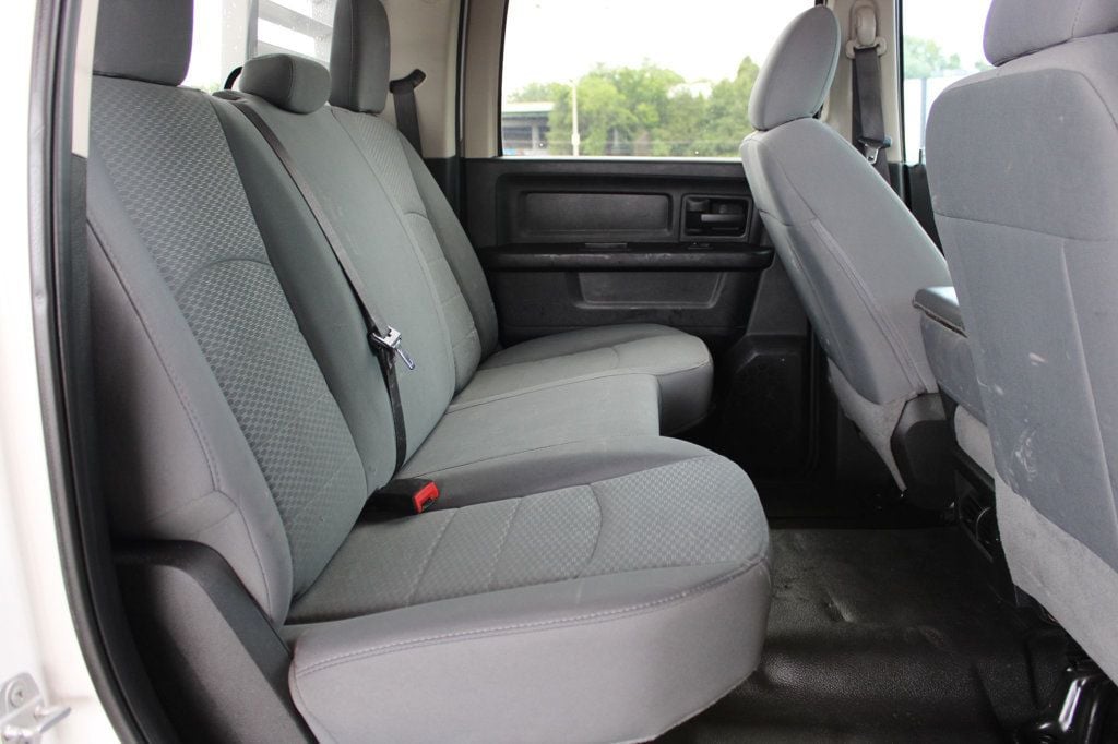2018 Ram 2500 Tradesman 4x4 Crew Cab 8' Box - 23040271 - 17