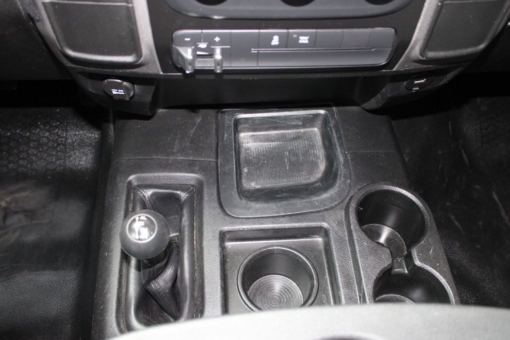2018 Ram 2500 Tradesman 4x4 Crew Cab 8' Box - 23040271 - 18