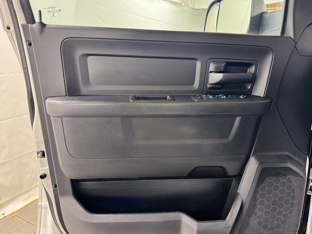 2018 Ram 2500 TRADESMEN CREW CAB 4X4 LONG BED - 22999153 - 11