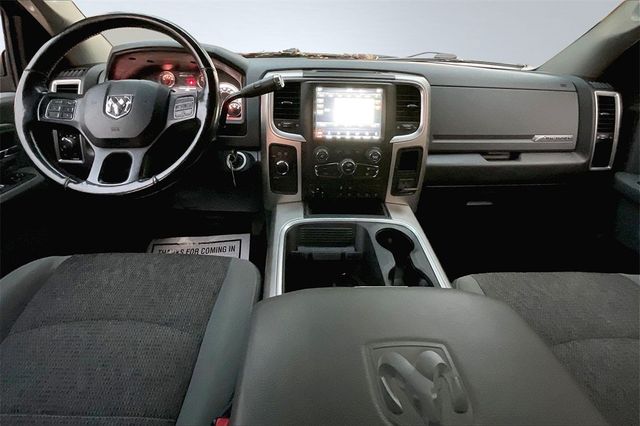 2018 Ram 3500 Big Horn - 22921774 - 18