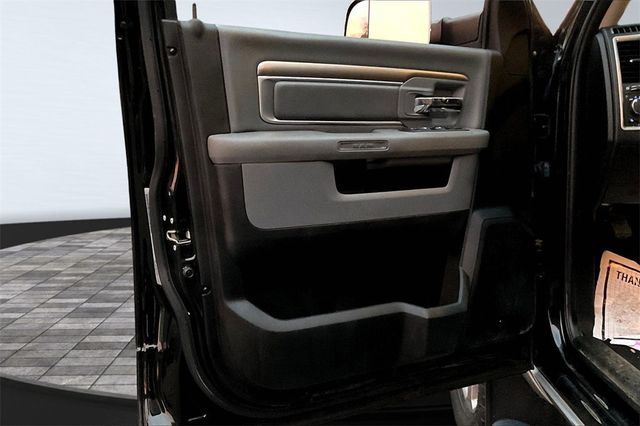 2018 Ram 3500 Big Horn - 22921774 - 8